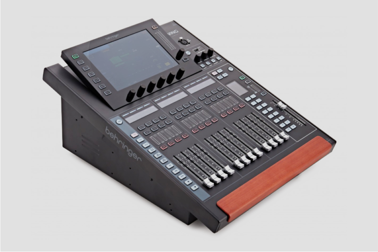 Behringer Wing Compact